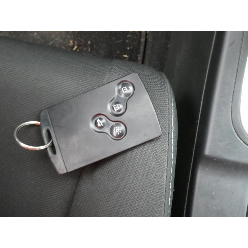 Etrier avant droit (freinage) RENAULT MEGANE 3 Photo n°13