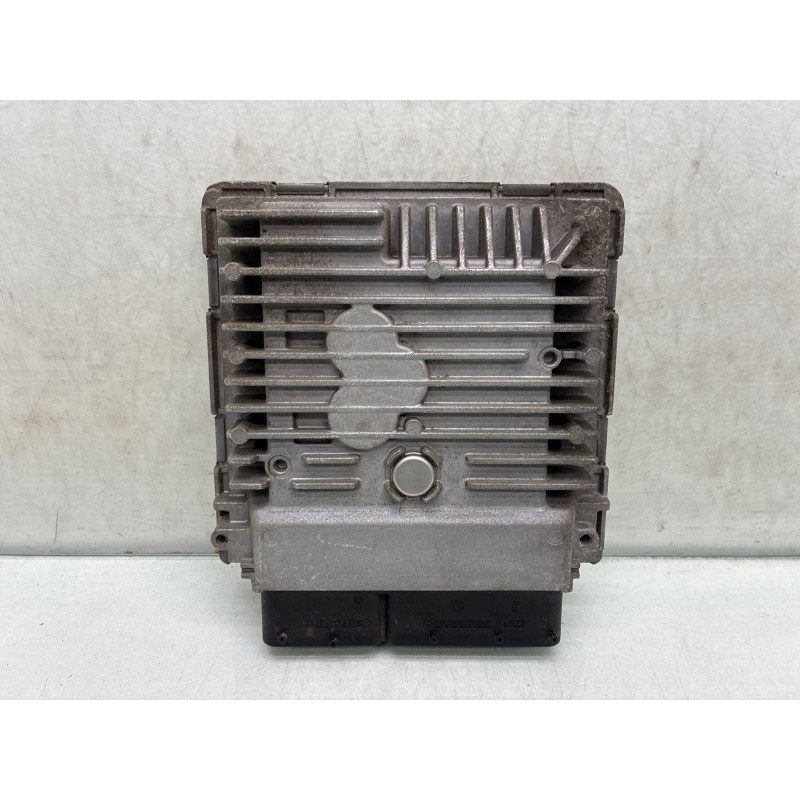 Calculateur moteur VOLKSWAGEN POLO 5 Photo n°3