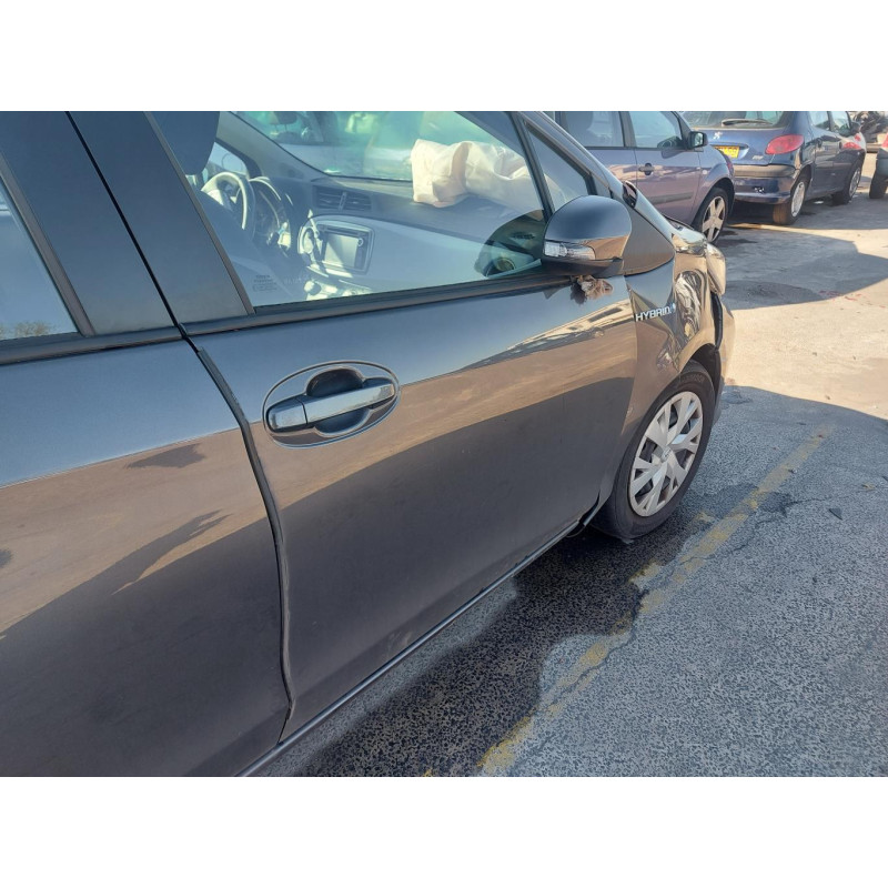 Etrier avant gauche (freinage) TOYOTA YARIS 3 Photo n°9