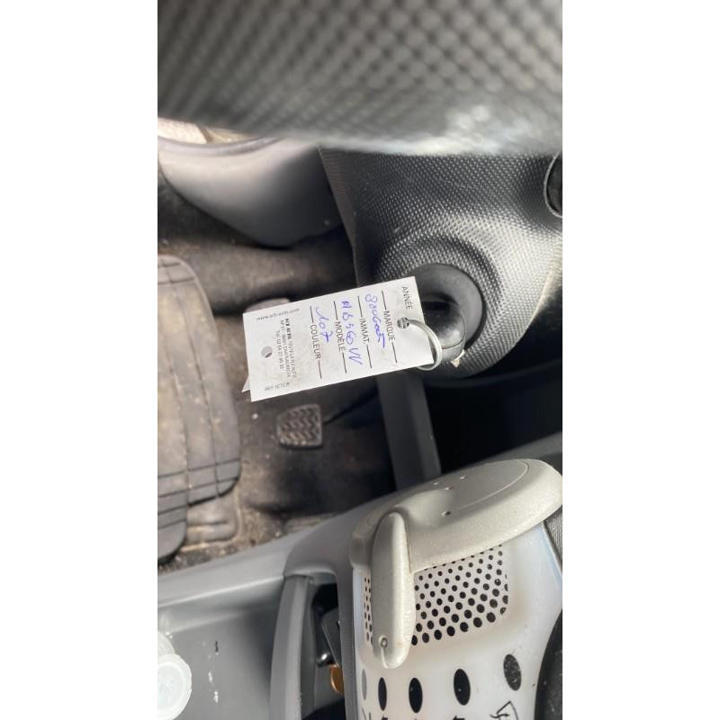 Leve vitre electrique avant gauche PEUGEOT 107 Photo n°5