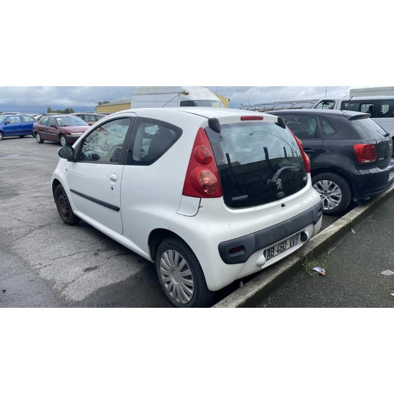 Leve vitre electrique avant gauche PEUGEOT 107 Photo n°12