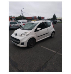 Leve vitre electrique avant gauche PEUGEOT 107