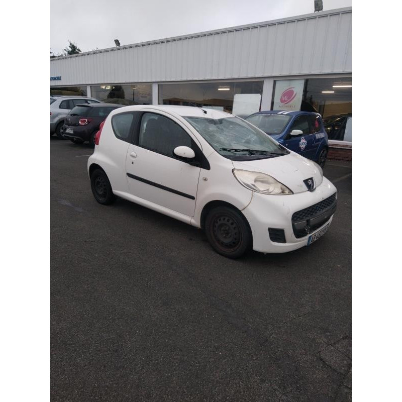 Leve vitre electrique avant gauche PEUGEOT 107 Photo n°16