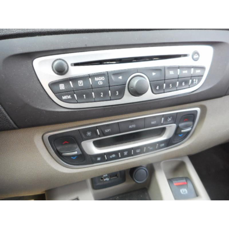 Etrier avant gauche (freinage) RENAULT GRAND SCENIC 3 Photo n°8