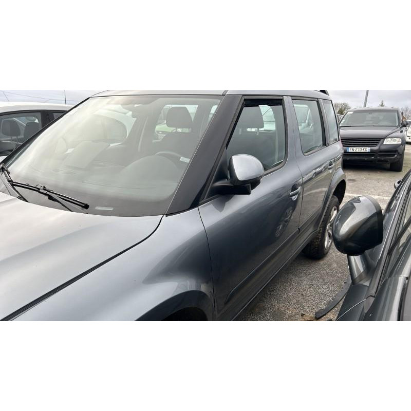 Etrier avant gauche (freinage) SKODA YETI Photo n°7