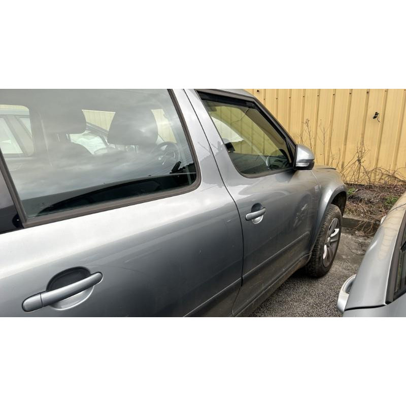 Etrier avant gauche (freinage) SKODA YETI Photo n°12