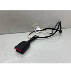 Attache ceinture avant droit TOYOTA VERSO-S
