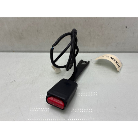 Attache ceinture avant gauche TOYOTA VERSO-S Photo n°1