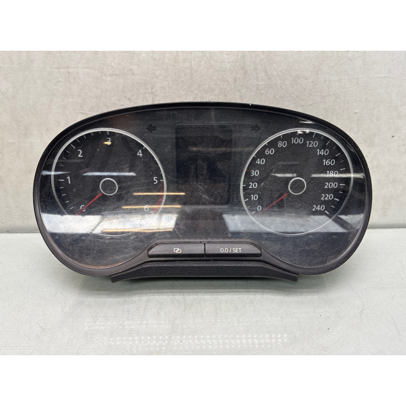 Compteur VOLKSWAGEN POLO 5 Photo n°3