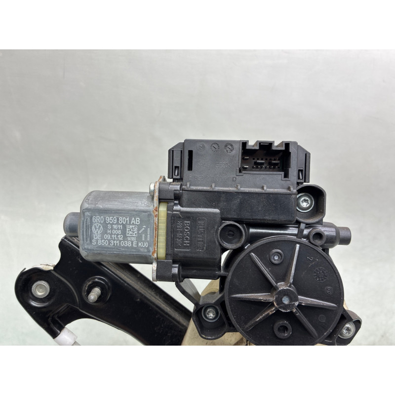 Leve vitre electrique avant gauche VOLKSWAGEN POLO 5 Photo n°2