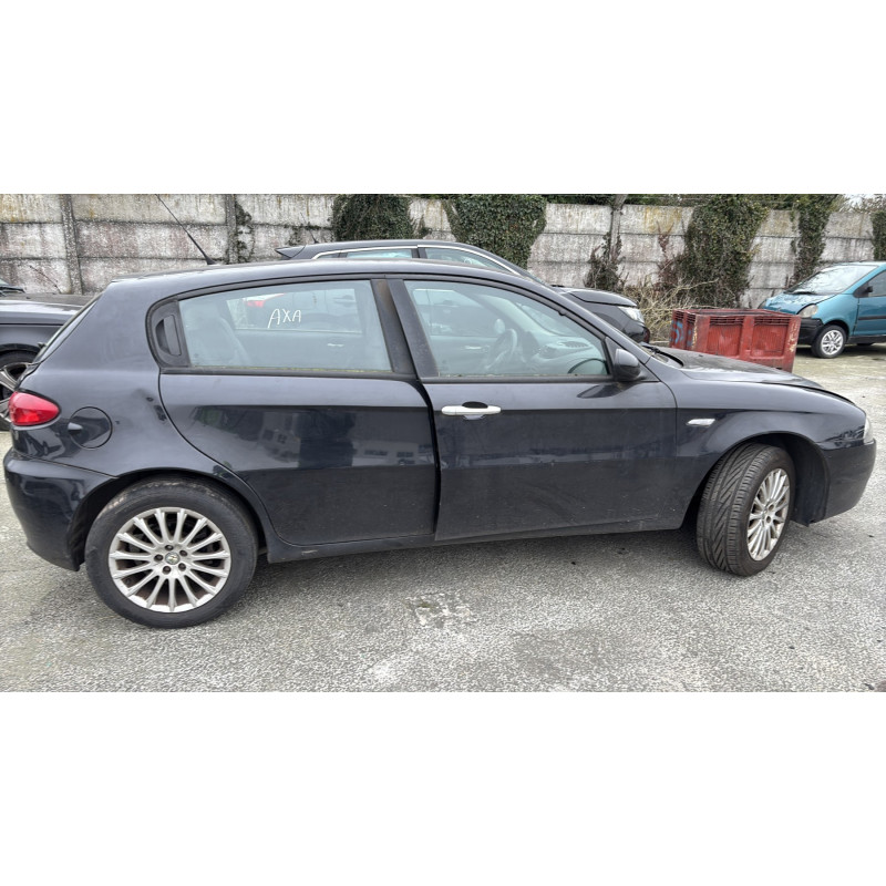Leve vitre electrique avant gauche ALFA ROMEO 147 Photo n°12