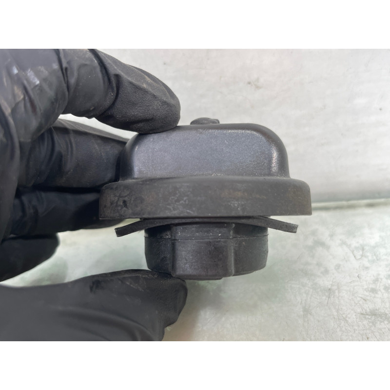 Bouchon de carburant MERCEDES VITO 639 Photo n°3