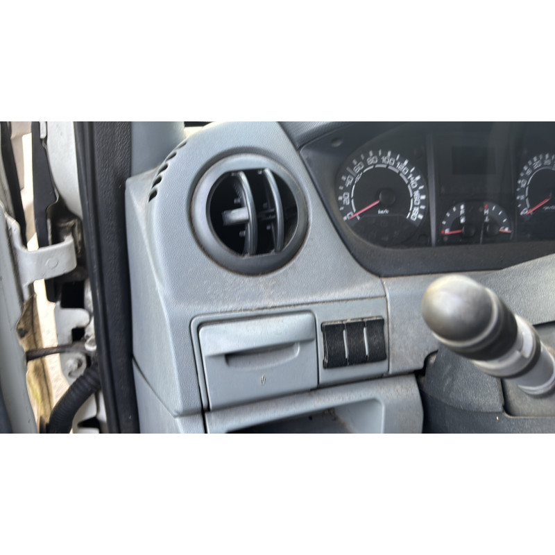Poignee porte coffre droit IVECO DAILY 4 Photo n°20