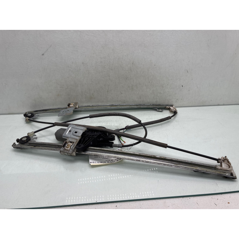 Leve vitre electrique avant droit MERCEDES VITO 639 Photo n°1