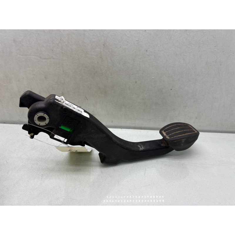 Pedale d'embrayage PEUGEOT 308 2 SW Photo n°4