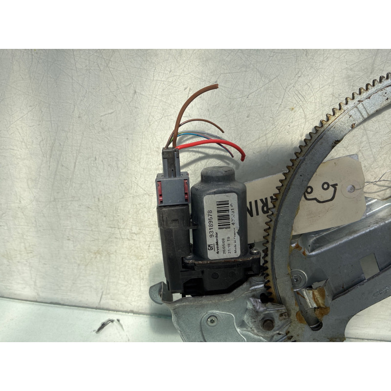 Leve vitre electrique avant droit OPEL MERIVA A Photo n°3