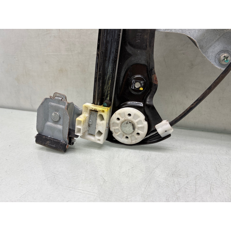 Leve vitre electrique avant droit CHEVROLET CRUZE Photo n°1