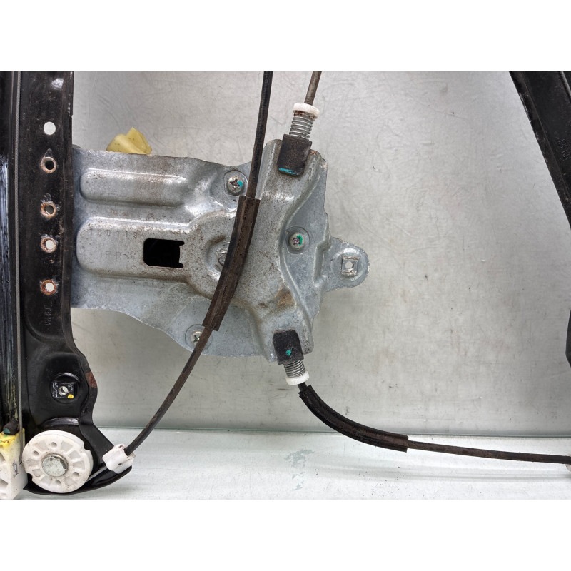 Leve vitre electrique avant droit CHEVROLET CRUZE Photo n°3