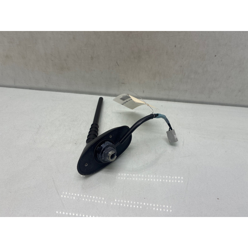 Antenne MAZDA 2 3 Photo n°2