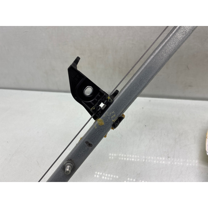 Leve vitre electrique arriere gauche MAZDA 2 3 Photo n°4