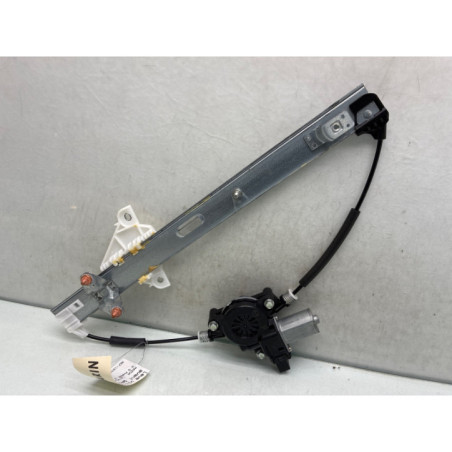 Leve vitre electrique avant gauche MAZDA 2 3