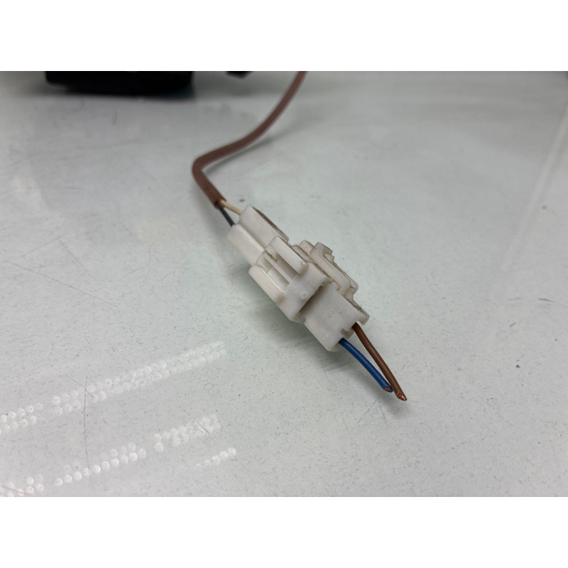 Pretensionneur de ceinture arriere droit RENAULT CLIO 2 Photo n°4