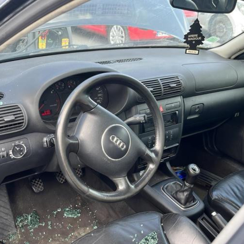 Retroviseur gauche AUDI A3 1 Photo n°11