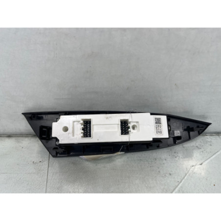 Interrupteur de leve vitre avant gauche MAZDA 3 2