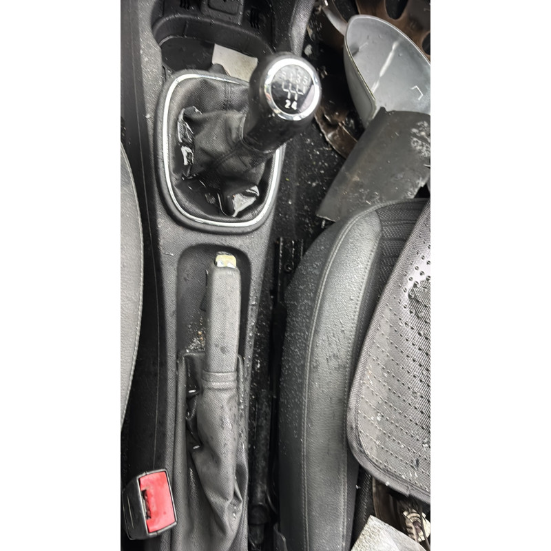 Etrier avant droit (freinage) OPEL CORSA D Photo n°18