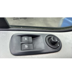 Serrure avant gauche RENAULT TRAFIC 2