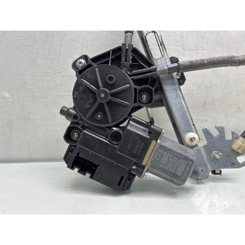 Leve vitre electrique avant gauche VOLKSWAGEN POLO 5 Photo n°7