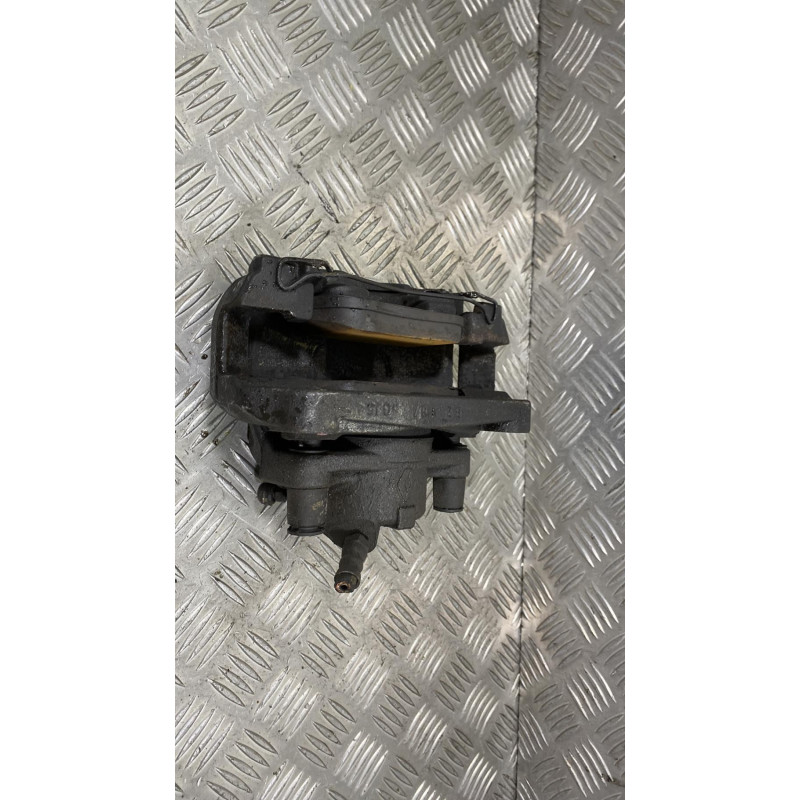 Etrier avant droit (freinage) RENAULT CLIO 5 Photo n°1