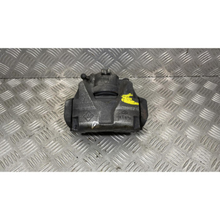 Etrier avant droit (freinage) RENAULT CLIO 5