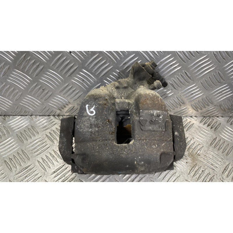 Etrier avant gauche (freinage) PEUGEOT 308 2 SW Photo n°3