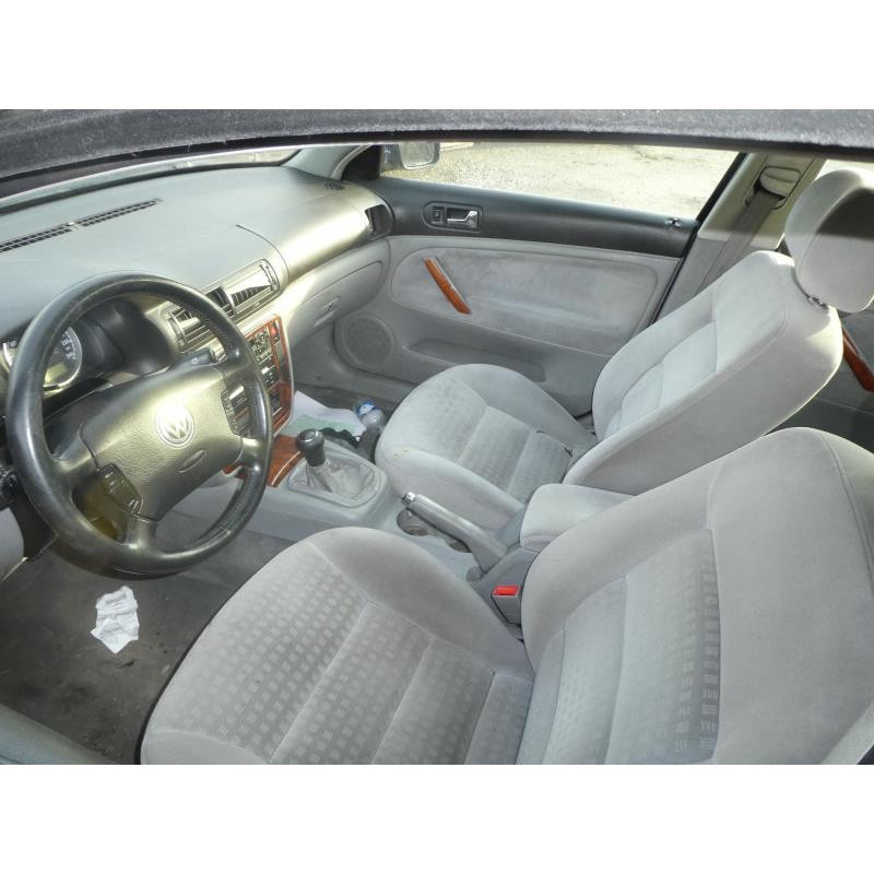Etrier avant gauche (freinage) VOLKSWAGEN PASSAT 4 Photo n°9