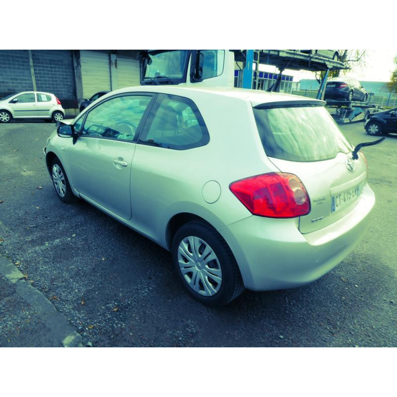 Etrier avant gauche (freinage) TOYOTA AURIS 1 Photo n°9