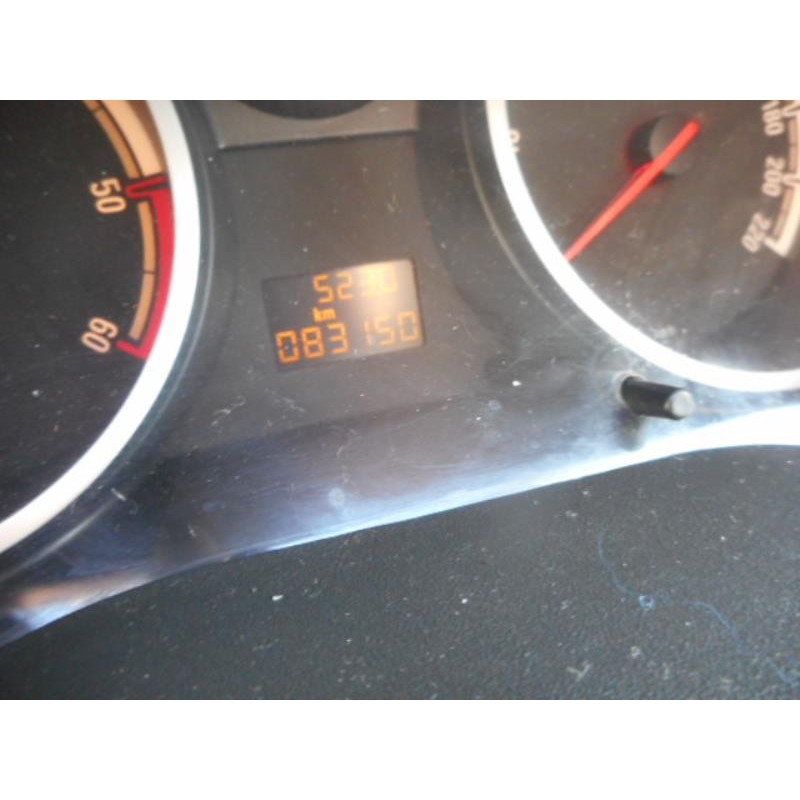 Bras essuie glace avant gauche OPEL CORSA D Photo n°9