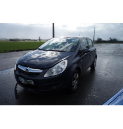 Vitre arriere droit OPEL CORSA D