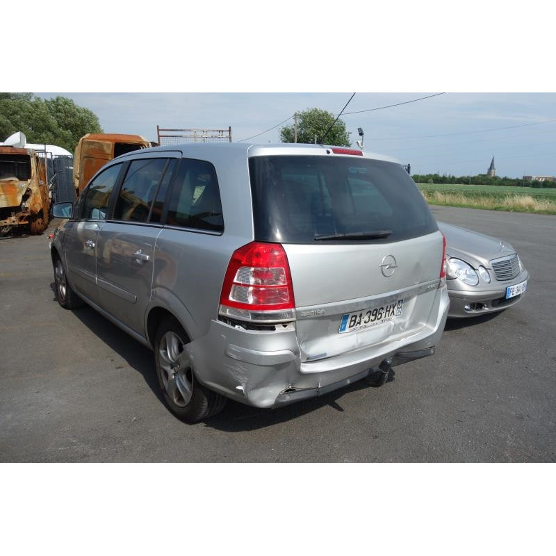 Custode avant droit (porte) OPEL ZAFIRA B Photo n°1