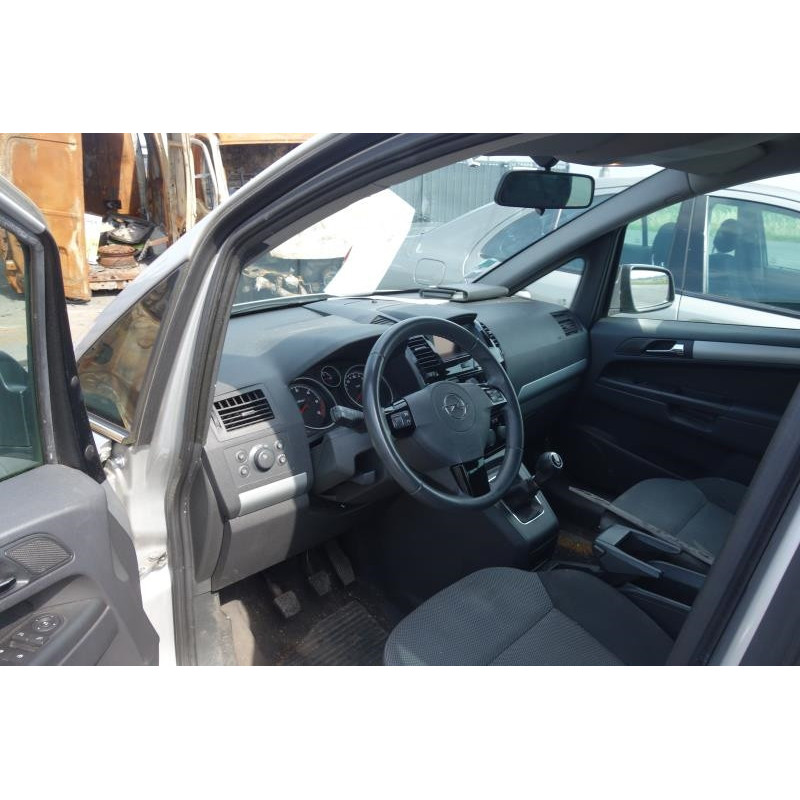 Custode avant droit (porte) OPEL ZAFIRA B Photo n°8
