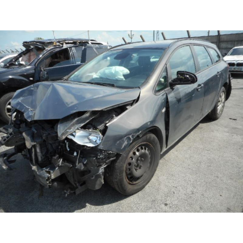 Vitre arriere droit OPEL ASTRA J SPORTS Photo n°1