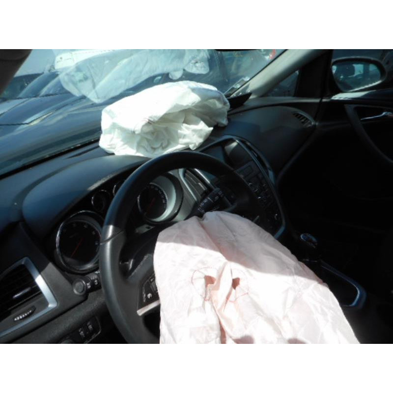 Vitre arriere droit OPEL ASTRA J SPORTS Photo n°5