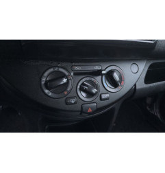 Vitre avant droit NISSAN NOTE 1