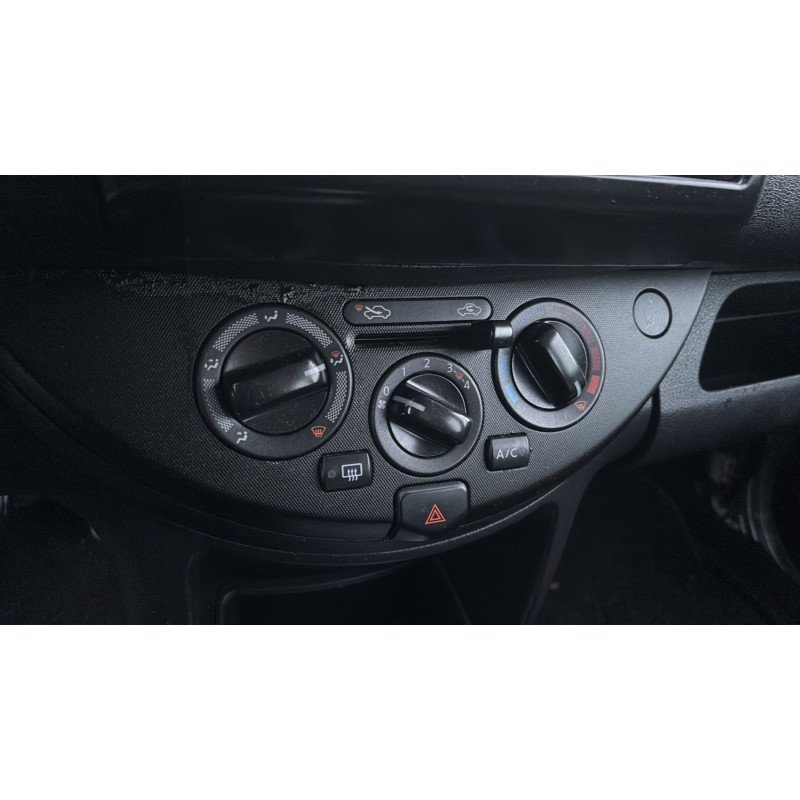 Vitre avant droit NISSAN NOTE 1 Photo n°20