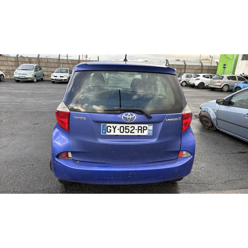 Vitre arriere gauche TOYOTA VERSO-S Photo n°7