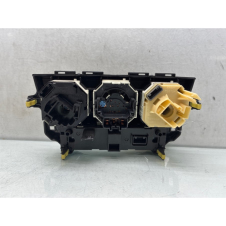 Commande chauffage TOYOTA VERSO-S Photo n°1