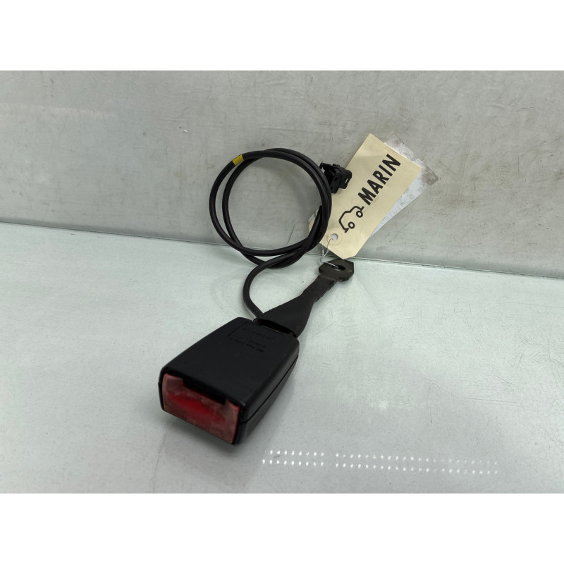 Attache ceinture avant gauche MERCEDES CLASSE E 210 Photo n°2