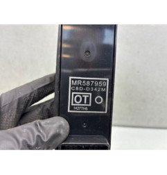 Interrupteur de leve vitre avant gauche MITSUBISHI COLT 6 Photo n°1