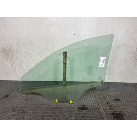 Vitre avant droit CHEVROLET CAPTIVA Photo n°1