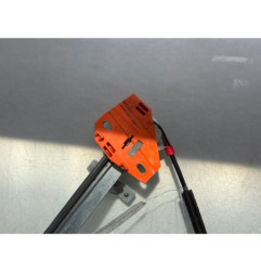 Leve vitre electrique avant droit FORD FIESTA 4 Photo n°1